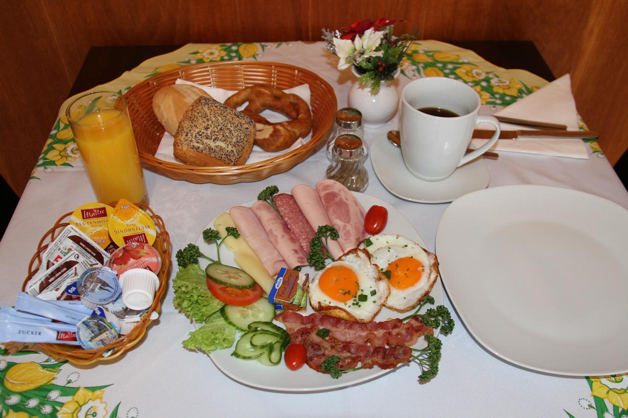 Hotel Humboldt บาดคิสซินเงิน ภายนอก รูปภาพ